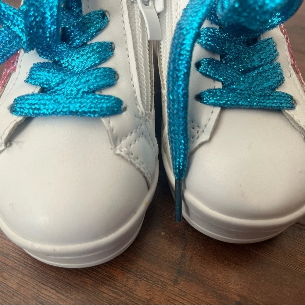 NWOT Lola + The Boys Pink Star sneakers with Blue Laces- Toddler size 5.5